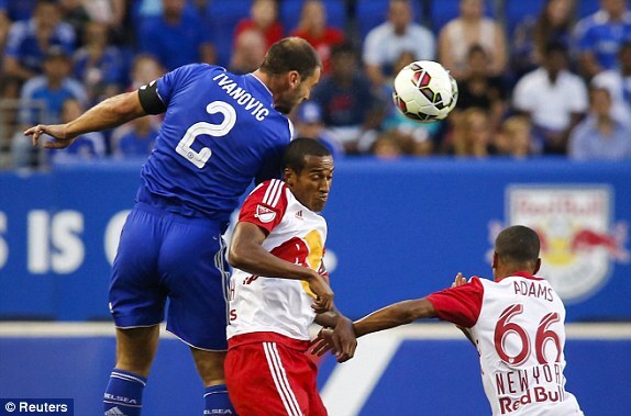 Chelsea 2-4 New York Red Bulls: Tan tành