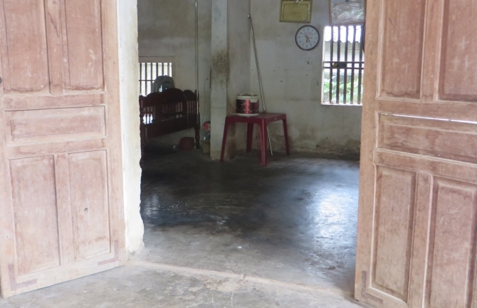 Nghệ An: Bị chồng tẩm xăng đốt cháy, vợ nguy kịch, con trai 9 tháng tử vong