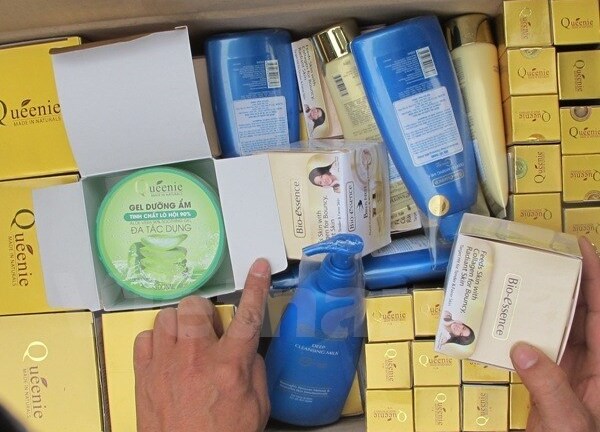 Mỹ phẩm, thực phẩm chức năng giả: Làm sao để phân biệt?