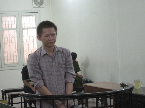 Chuyện về gã thợ xây giết người, cướp của trong lúc quẫn bách