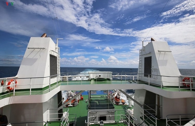 Khám phá tàu 8002 của Cảnh sát biển Việt Nam