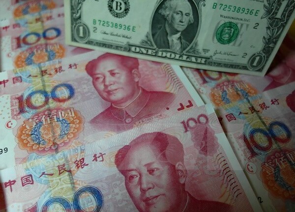 Nhật Bản lo ngại về việc Trung Quốc phá giá đồng nhân dân tệ