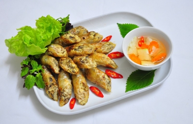 Cách làm nem rán ngon giòn đúng vị cho bữa cơm cuối tuần