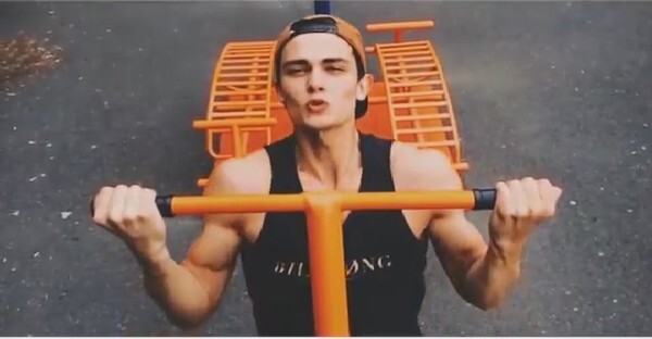 Anh chàng điển trai