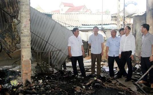 Khẩn trương khắc phục hậu quả vụ cháy chợ Bộng tại Hà Tĩnh