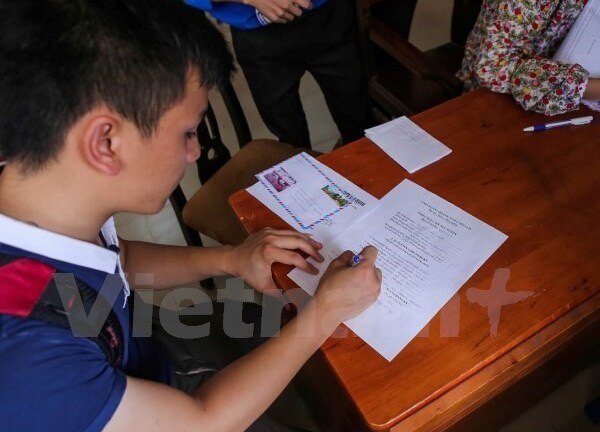 Trượt đại học do cộng nhầm điểm ưu tiên được đăng ký lại NV1