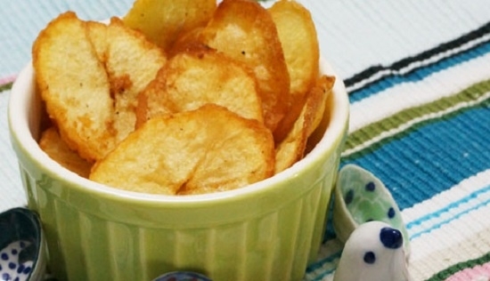 Hướng dẫn làm bim bim ngon, rẻ, an toàn cho trẻ