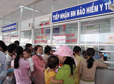 Giải quyết hưởng BHXH, BHYT: Bãi bỏ 11 thủ tục giấy tờ