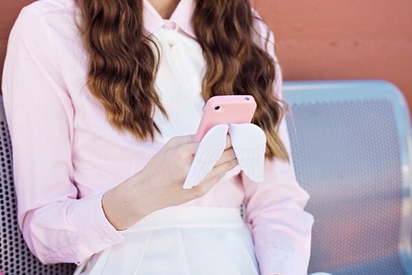 Sử dụng smartphone quá nhiều sẽ làm bạn “xấu đi trông thấy”