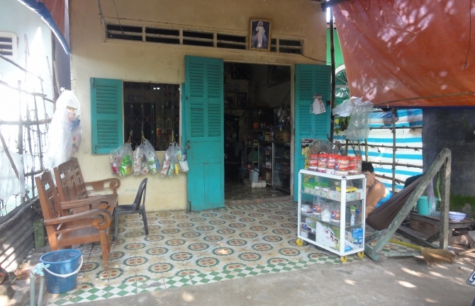 Ghen tuông vô cớ, người vợ trẻ “ra tay” với chồng