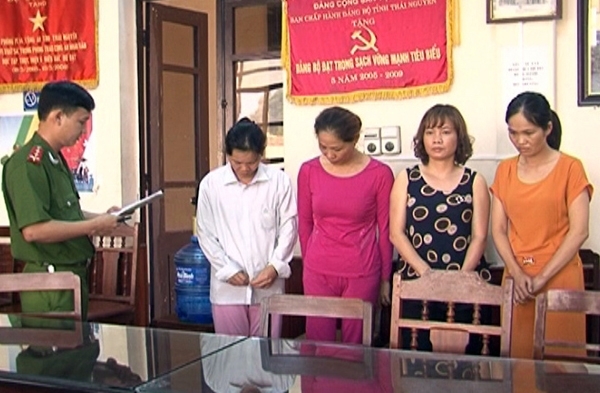 Phần mềm đánh bạc khuấy đảo giới đỏ đen