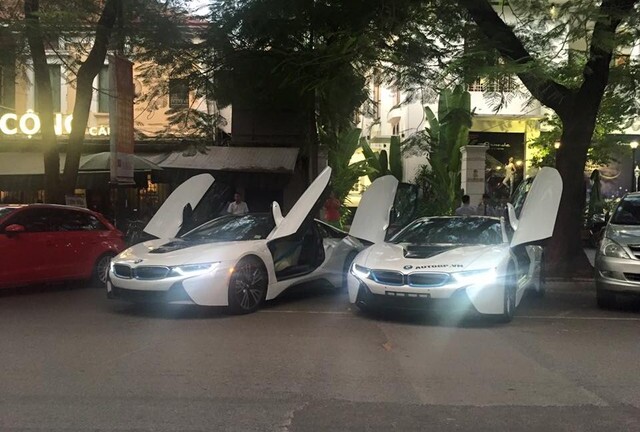 Truy tìm chủ nhân siêu xe BMW i8 chạy 152 km/h ở Hà Nội