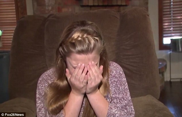 Kỳ lạ cô bé hắt hơi đến... 1200 lần/ngày