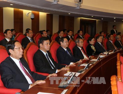 Thông báo Hội nghị lần thứ 12 Ban Chấp hành Trung ương Đảng khóa XI