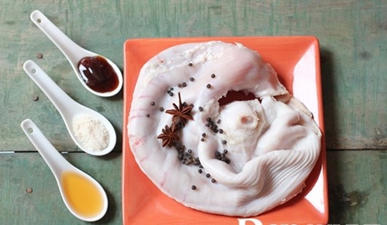 Dạ dày kho tiêu, hầm hoa hồi nóng hổi ngon cơm