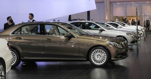 Tăng thuế ô tô lên 150\%: Tan vỡ giấc mơ ô tô giá rẻ?