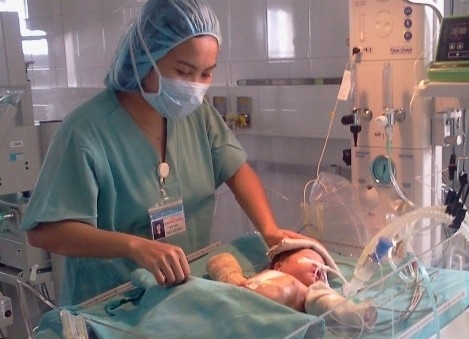 Kỳ 20: Nghẹt thở cứu bé 13 tuổi và bé 1 tháng tuổi thoát chết trong gang tấc