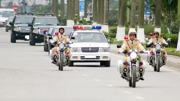 Xe cứu thương hú còi ưu tiên vô tội vạ bị xử lý thế nào?