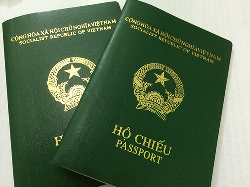 Miễn thị thực cho người Việt Nam định cư ở nước ngoài