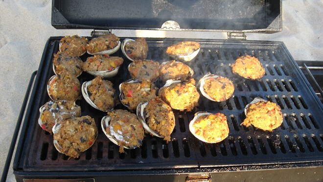 Những cuộc thi ăn lạ lùng nhất thế giới hấp dẫn du khách