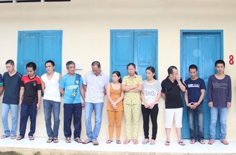 Vừa ra tù, 2 anh em lại cầm đầu đường dây tiêu thụ tiền giả xuyên Việt