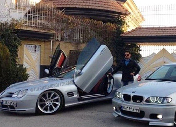 Cận cảnh cuộc sống xa xỉ của hội