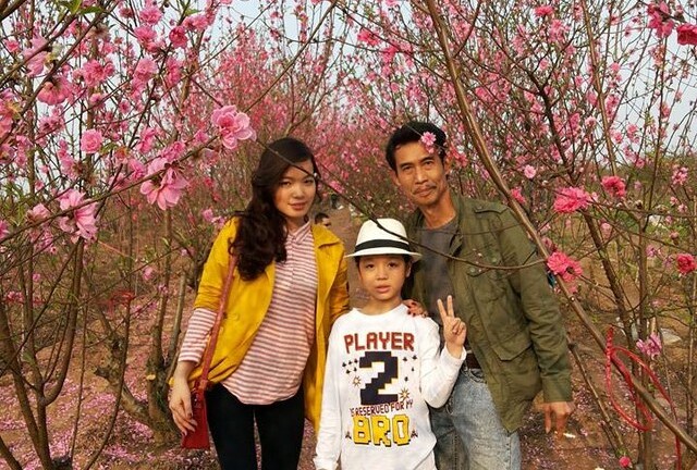 Diễn viên có gương mặt đau khổ lấy vợ hotgirl kém 25 tuổi