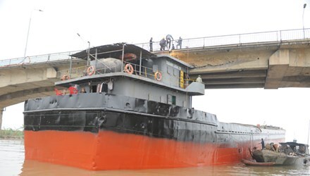 Tàu đâm cầu An Thái nát dầm đã hết hạn kiểm định, đi sai luồng tuyến