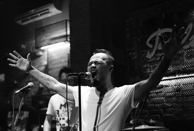 Nhìn lại chặng đường âm nhạc của Trần Lập