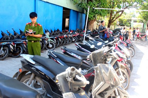 Có được đặt tiền bảo lãnh để không bị công an giữ xe không?