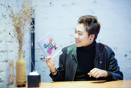 Sơn Paris ra sách được viết trong 13 tháng “thất tình”