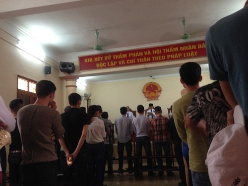 Con dâu dẫn côn đồ hành hung bố chồng lĩnh án