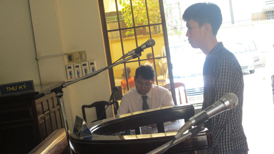 Sát hại cha ruột vì thường xuyên đánh hai mẹ con