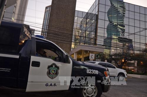 Vụ rò rỉ hồ sơ Panama: Thu giữ nhiều tài liệu của công ty luật Mossack Fonseca