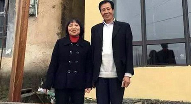 Triệu phú Trung Quốc bỏ hết tài sản để đi theo tiếng gọi tình yêu