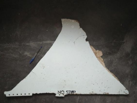 Công bố kết luận về mảnh vỡ MH370 mới tìm thấy