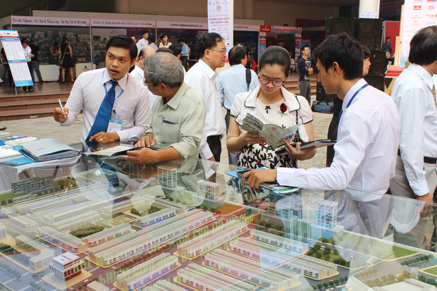 Th? tr??ng b?t ??ng s?n: C?n m?t ch�nh s�ch d�i h?i h?n n?a