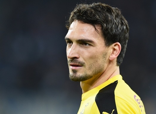 Mats Hummels ch�nh th?c r?i Dortmund t?i Bayern Munich