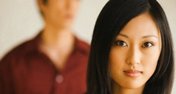 Cu?c ??ng ?? kh�ng th? ng? v?i ch?ng c? sau 4 n?m li h�n