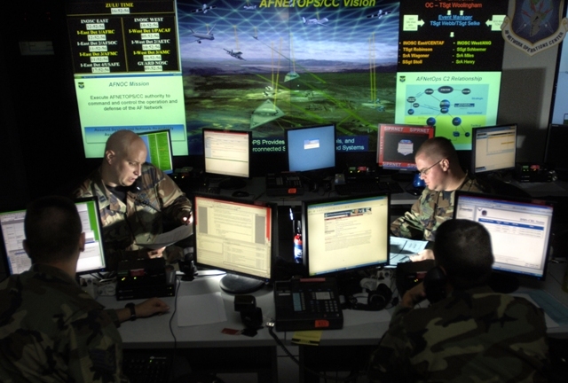 T??ng qu�n ??i ti?t l? n?i s? l?n nh?t c?a M? 