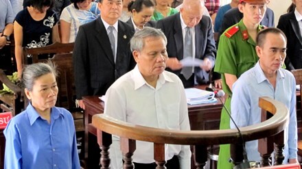 Nguy�n t?ng gi�m ??c M�a ???ng T�y Ninh nh?n �n 10 n?m t�