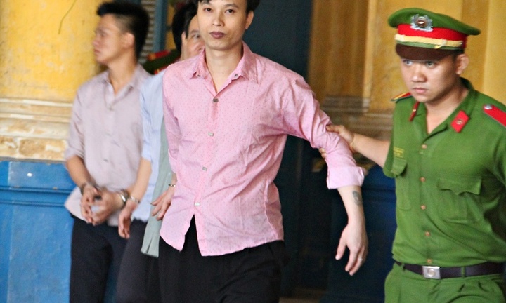 Vụ “sáng tố cáo, chiều hiếp dâm”: Tiếp tục đưa vụ án ra xét xử