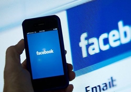 Giả mạo Facebook người khác có thể bị phạt tù