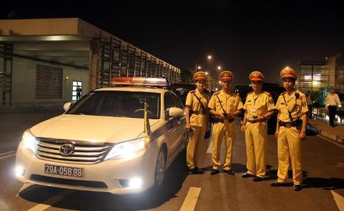 C� �b�m ?u?i� xe ??c v? M? c?a CSGT d?n ?o�n Obama