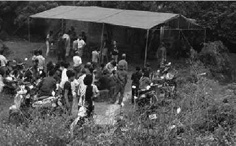 Điều tra vụ bị phát hiện trộm tiền, chị gái sát hại em