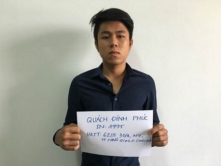 Hung thủ đâm 2 anh em gục tại quán nhậu ra đầu thú