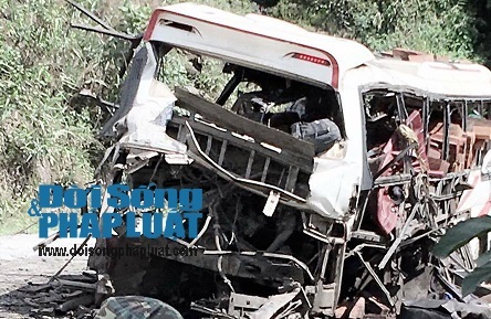 Ủy ban An toàn giao thông QG chỉ đạo khắc phục hậu quả vụ nổ xe khách