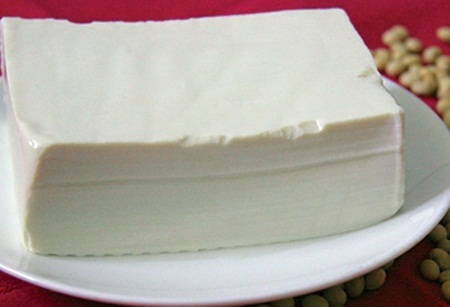 Đậu phụ làm từ thạch cao gây bức xúc dư luận