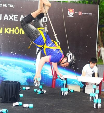 Thử thách không trọng lực 'hút' giới trẻ miền Trung