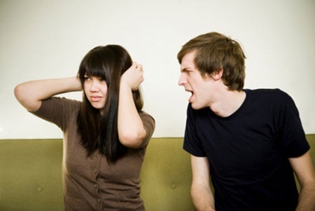 Mới hẹn hò, bạn trai đã kêu nghèo than khổ